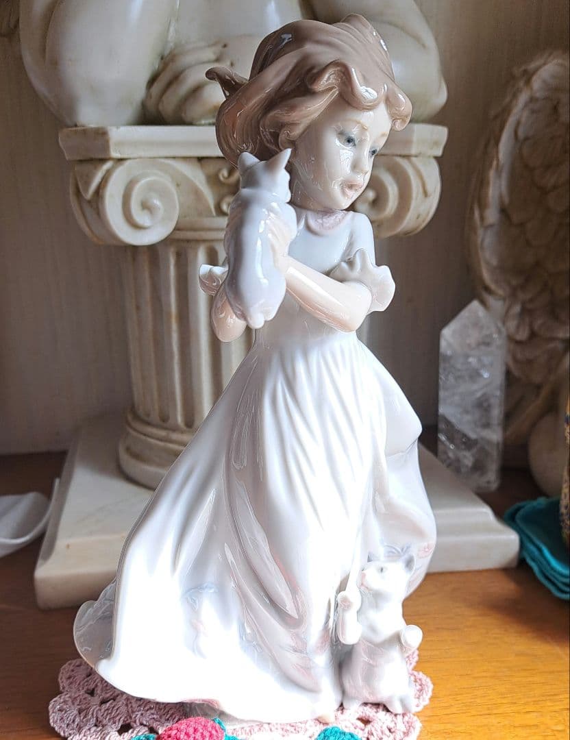 リヤドロLLADRO 「可愛い子猫」