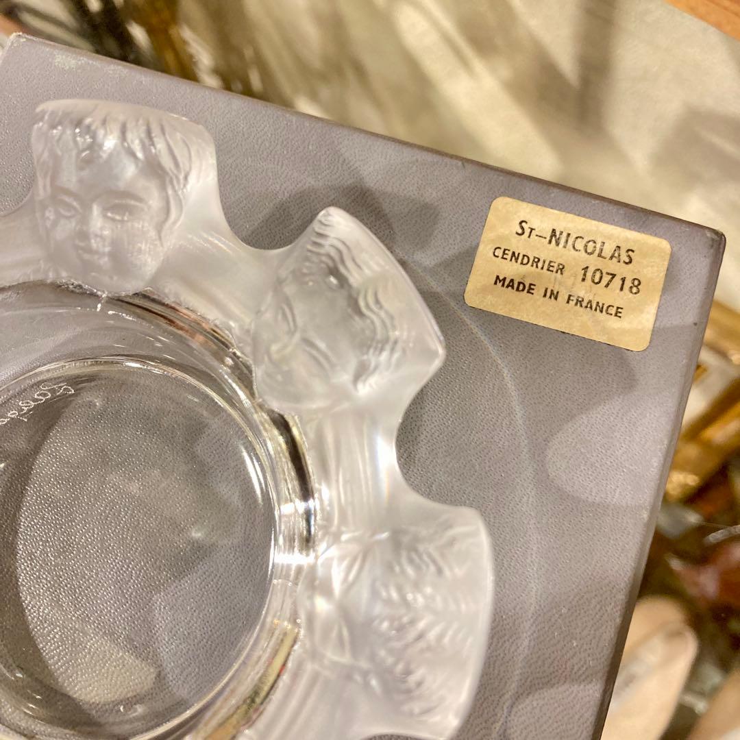 未使用品 LALIQUE クリスタル サンニコラス 小物入れ　灰皿