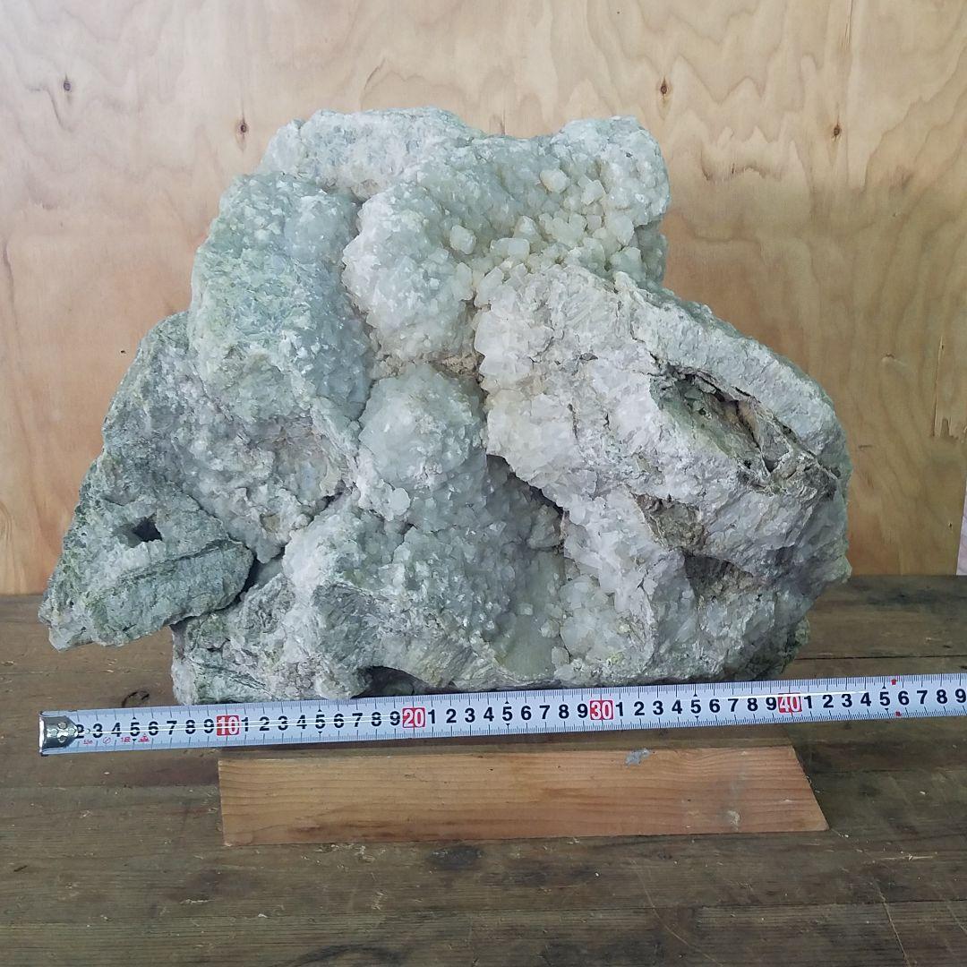 天然石　水晶　原石　庭石