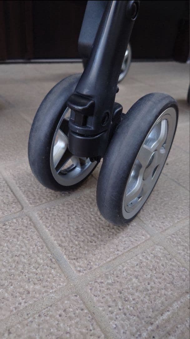 ピンクの軽量ベビーカー専用