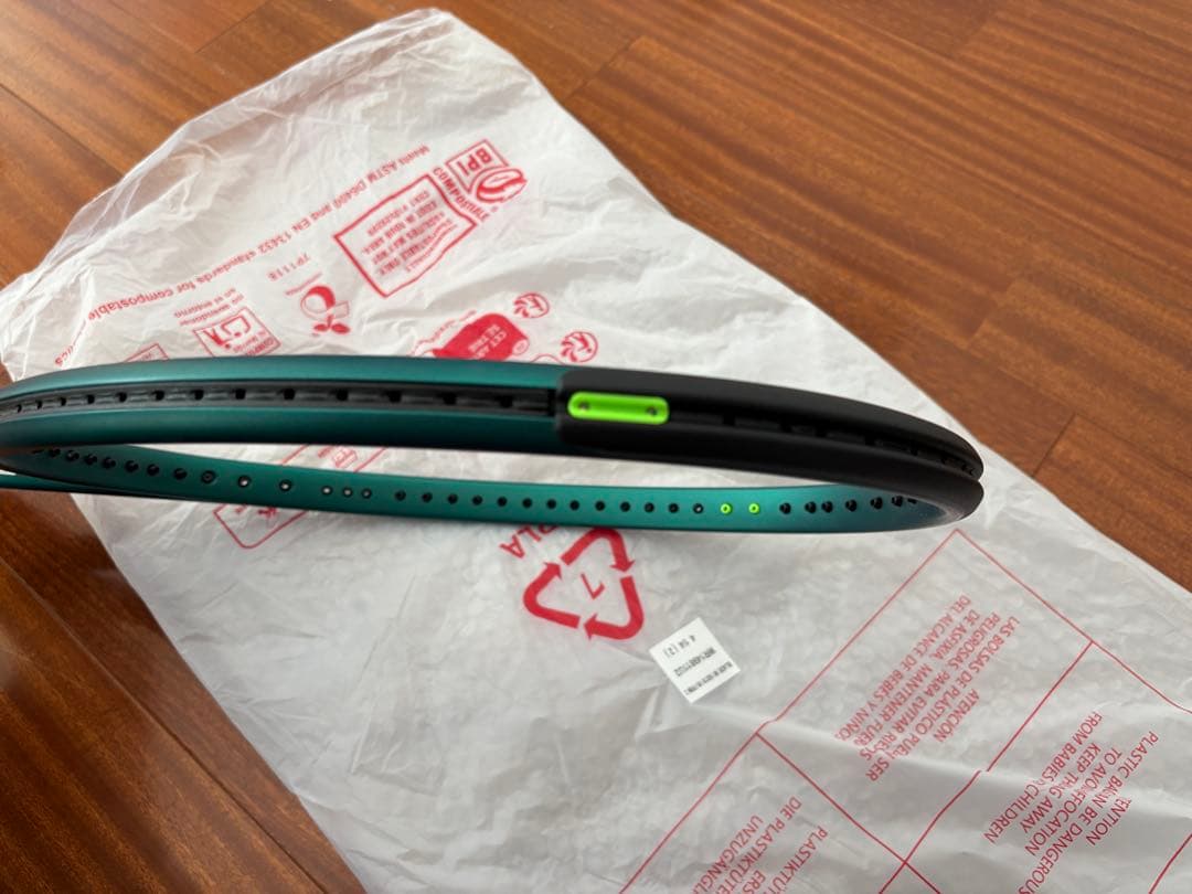 Wilson BLADE 98 v9 16×19