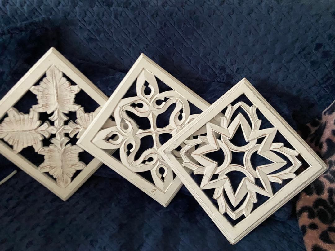 アシュレイ（家具店）　壁かけフレーム