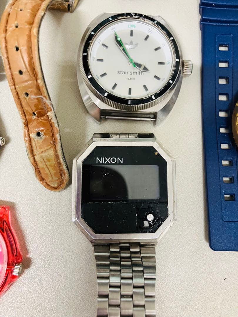 腕時計ジャンク34個 CASIO シチズンswatch 他