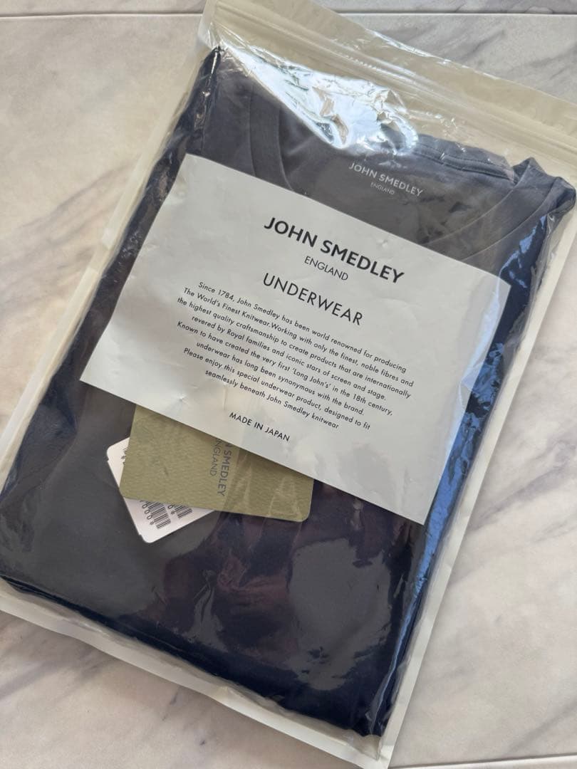 【新品未使用】JOHN SMEDLEYオリジナルコットン天竺長袖Ｔシャツ