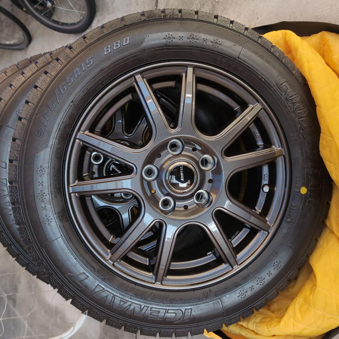 値引き！新品 ホンダ フリード 185/65R15 スタッドレスタイヤセット