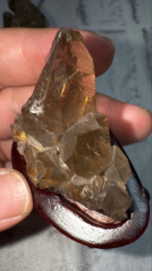 ④ブラジル産 タイチンルチルクォーツ マスター 原石クラスター 特注手彫専用台座