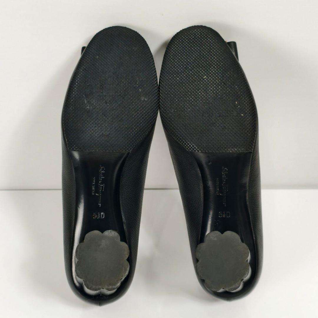 未使用級 フェラガモ ヴァラリボン パンプス CAPUA55 ブラック 22.5