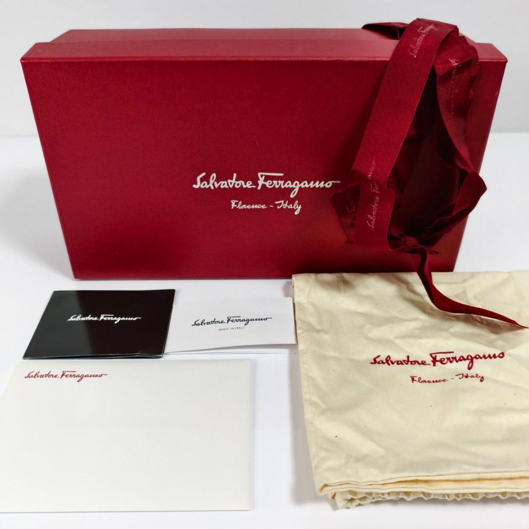 未使用級 フェラガモ ヴァラリボン パンプス CAPUA55 ブラック 22.5