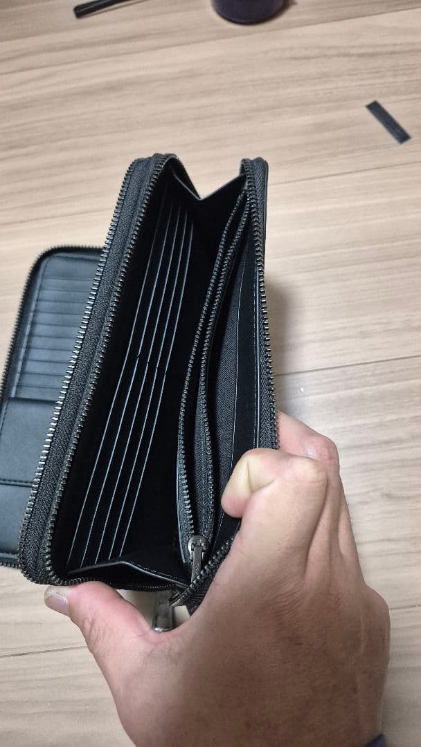 早い者勝ちCOACH 長財布 ブラック レザーダブルファスナー