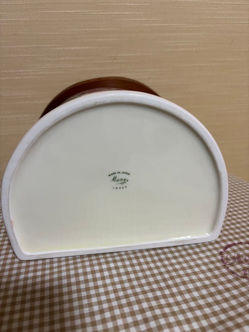 ニャンコ先生　マニーローズ木製蓋陶器小物入れ