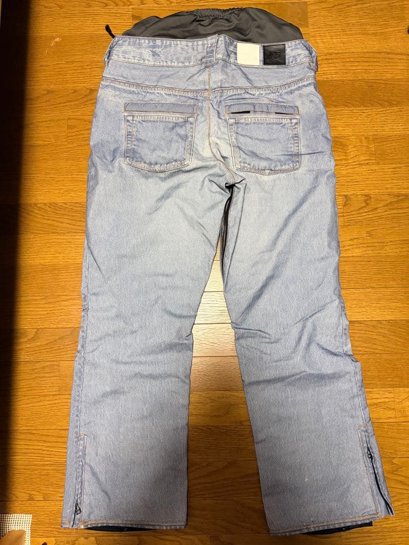 【BURTON ANALOG 】スノーボードウェア XL 上下セット 手袋付き