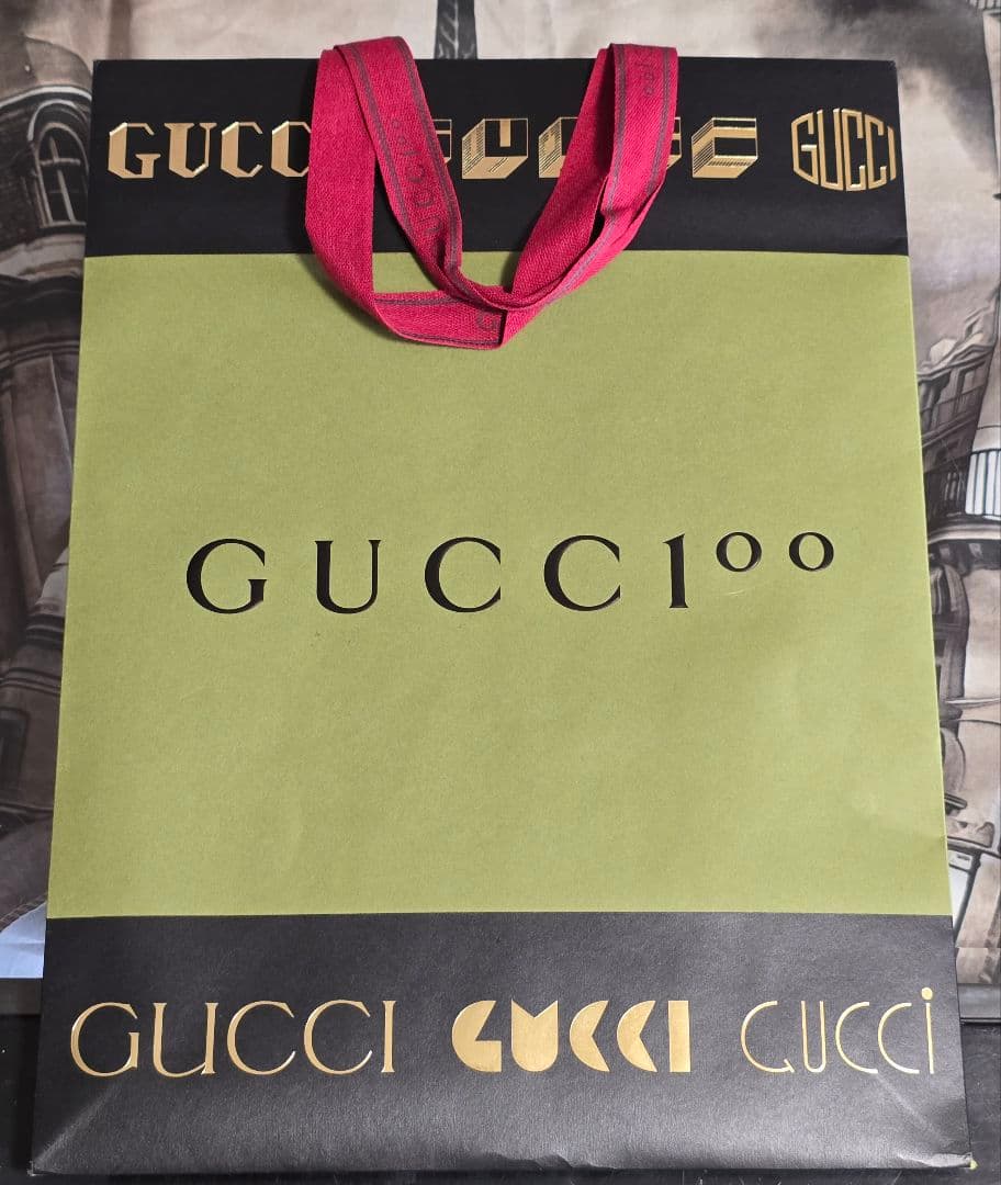 【ぴぃ】グッチ GGマーモント キルティング コスメティックケース