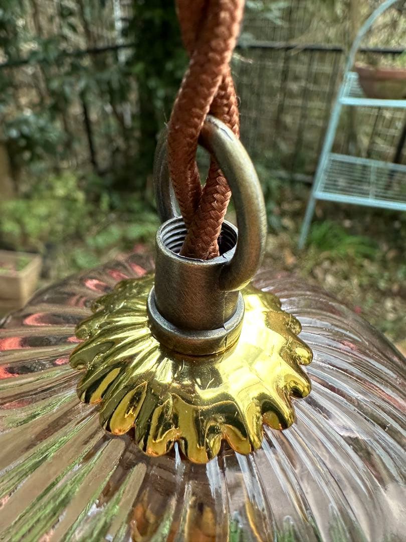 20年代 フランス アンティーク 螺旋模様ピンクガラスのお花アトリエランプ＊