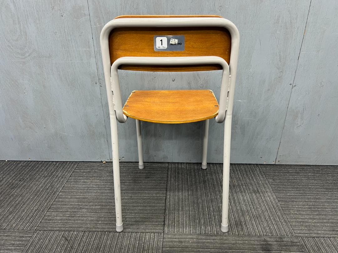 538◆格安配送地域あり◆コクヨ製◆学童机・椅子4組(旧JIS1号)学校学習塾