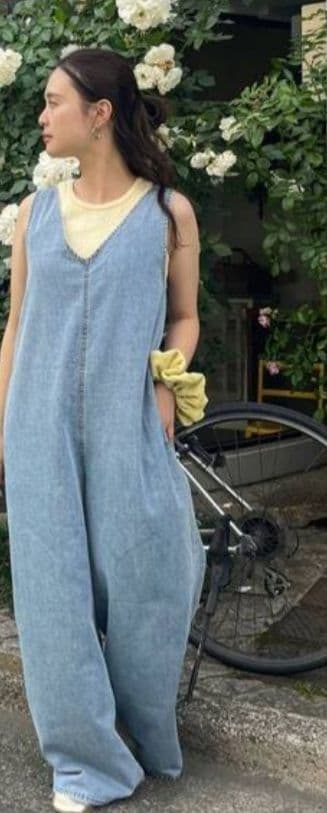 バックオープンデニムサロペット