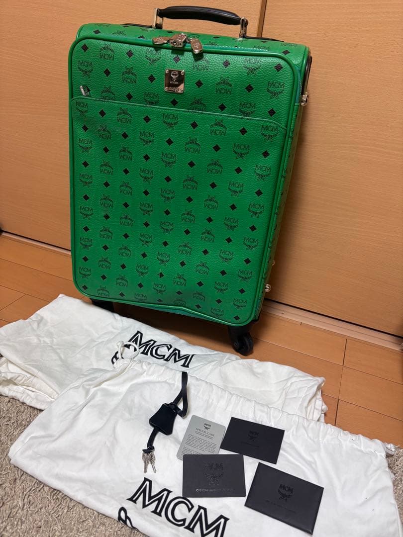 MCM ロゴグラム キャビントラベルトローリー キャリーケース　付属品あり