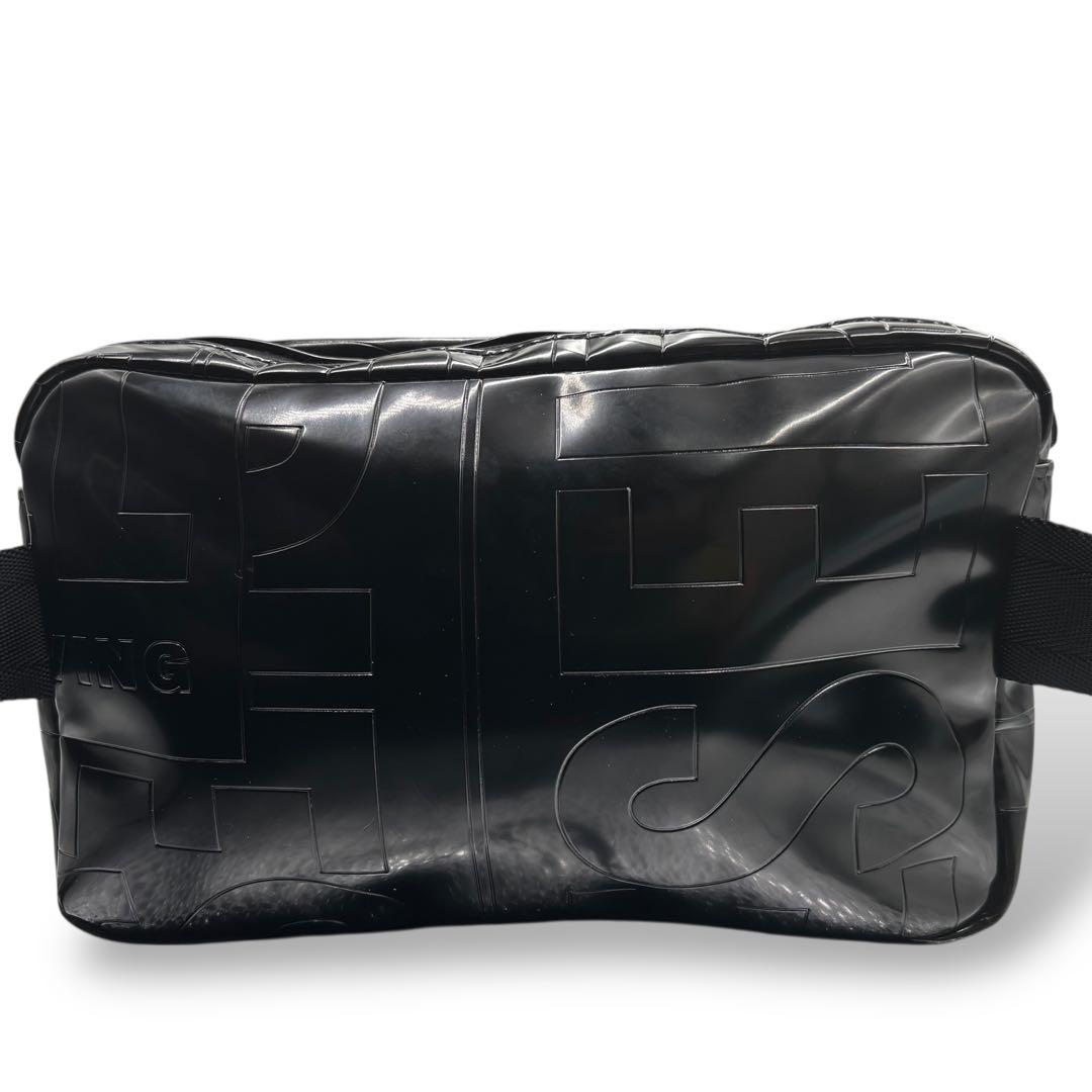 【美品】ディーゼル　ボディバッグ　ウエストポーチ　黒　ロゴ柄　男女兼用　斜め掛け