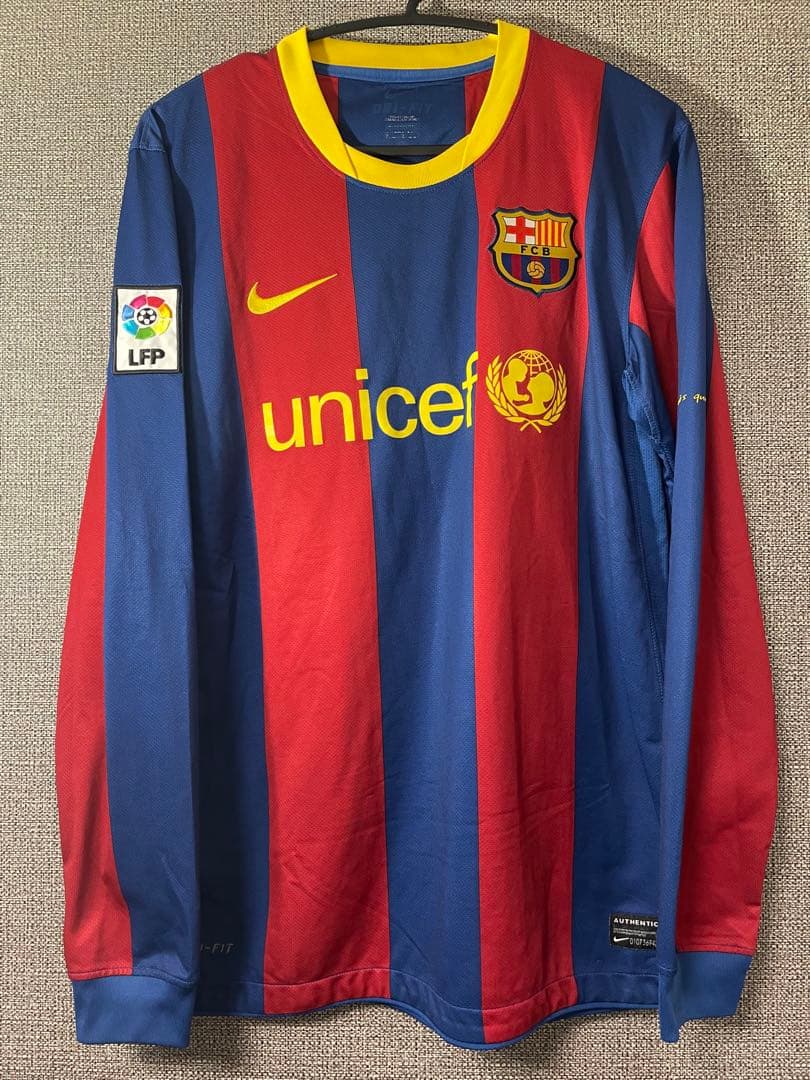 【正規品】バルセロナ　10/11ホームレプリカ長袖