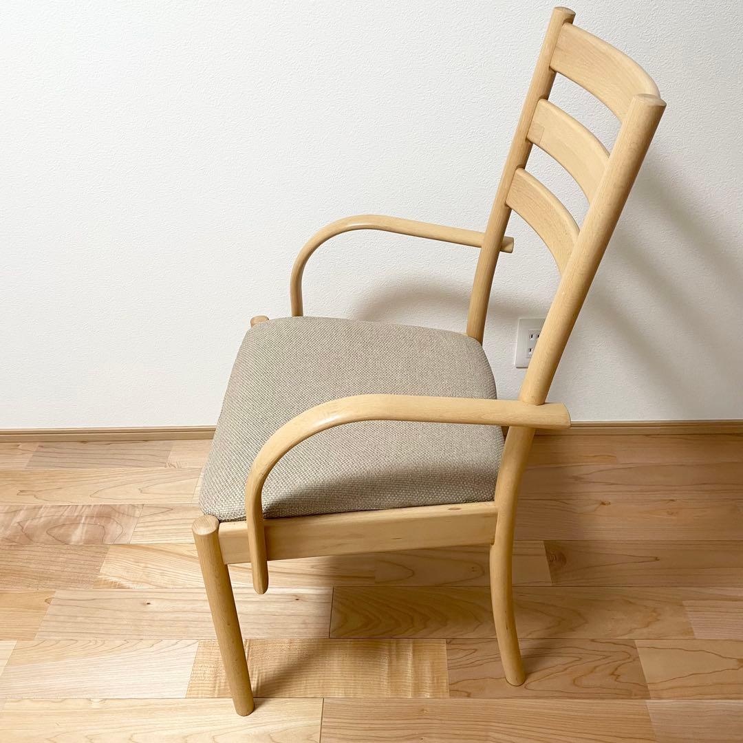 ニトリ　ダイニングチェア　肘付き　Nコレクション　②