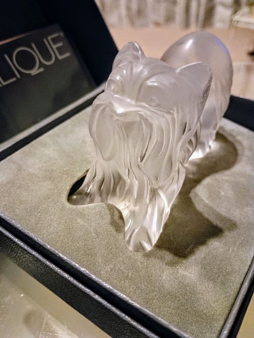 LALIQUE ,ラリック.ヨークシャテリアのクリスタル彫刻,