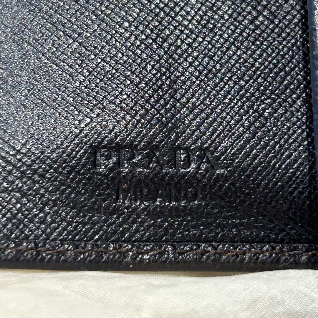 PRADA プラダ サフィアーノ 三角プレート 折り財布 ダークブラウン 焦げ茶