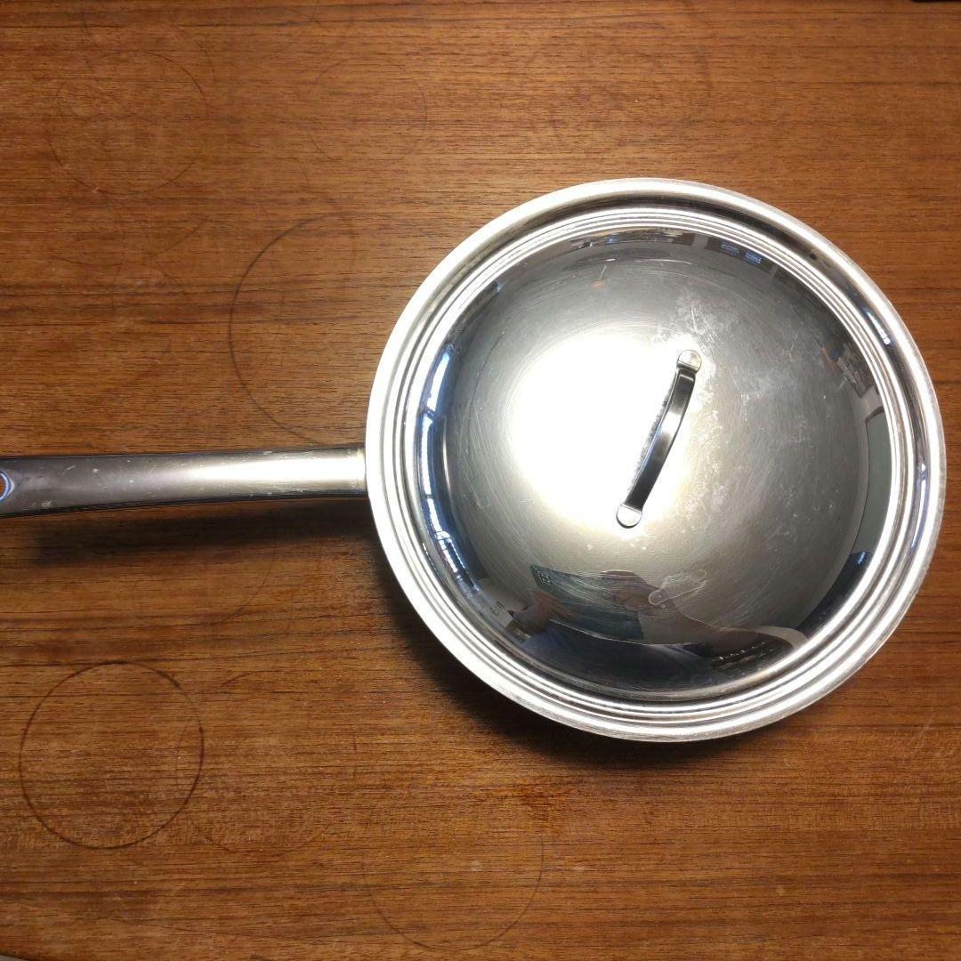 スイス製　ステンレススチール 片手鍋 蓋付き 26cm