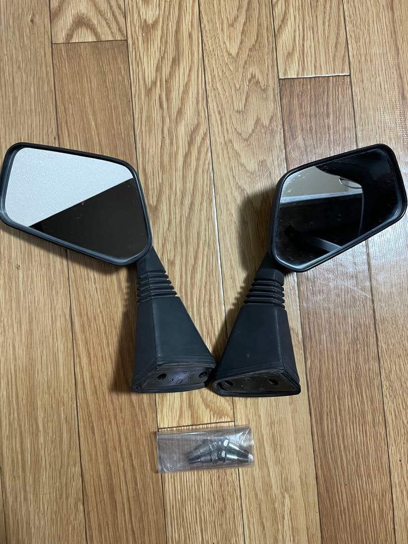 m*)様 ホンダ　フュージョン 純正　ミラー　取り付けネジ付き