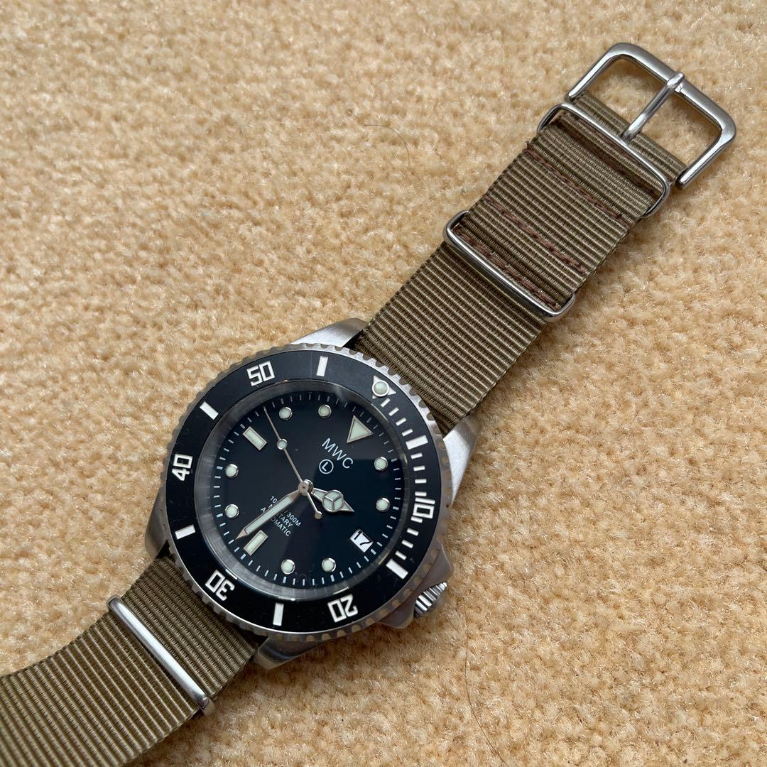 z*k様 美品 MWC ステンレス Steel クオーツ ミリタリーダイバーズウ