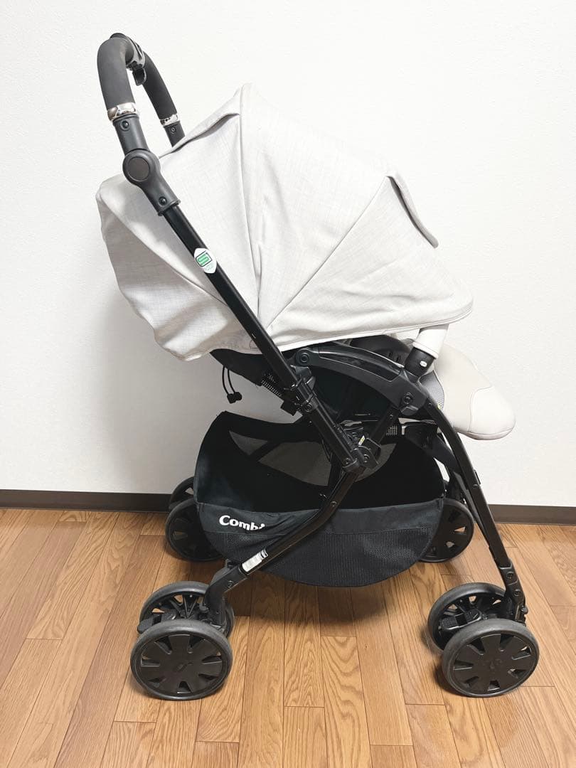 コンビ　ベビーカー　クロスゴー　4キャス　エッグショック
