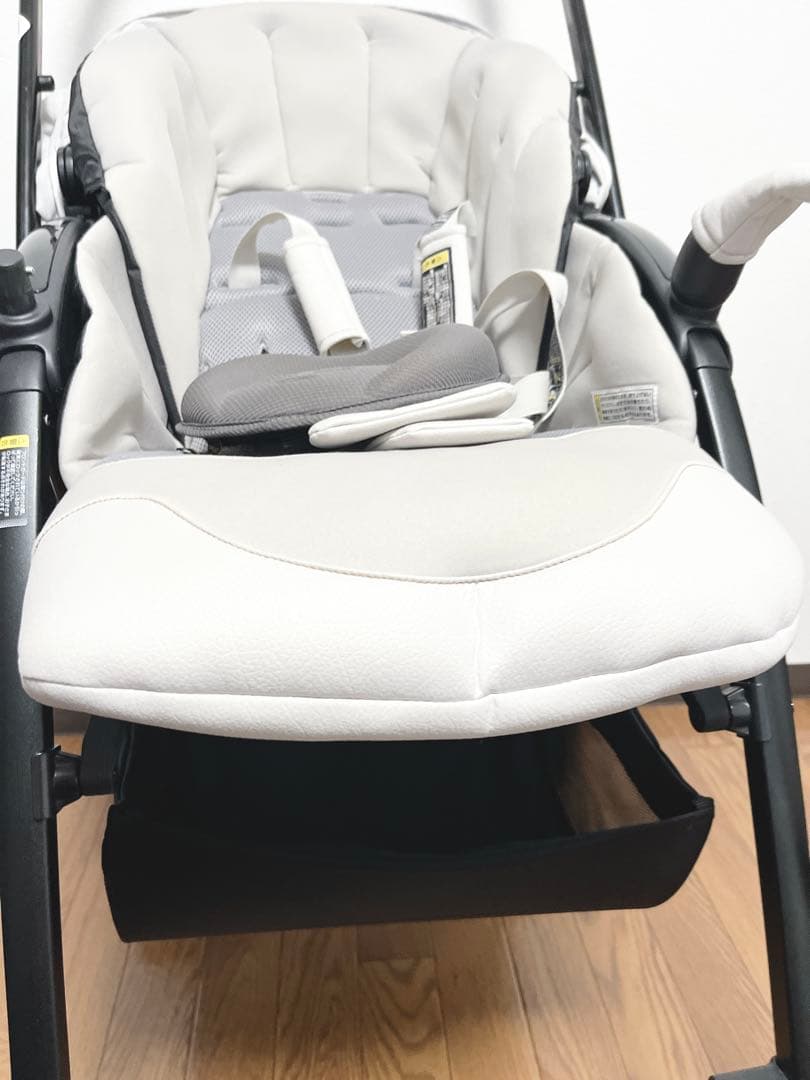 コンビ　ベビーカー　クロスゴー　4キャス　エッグショック