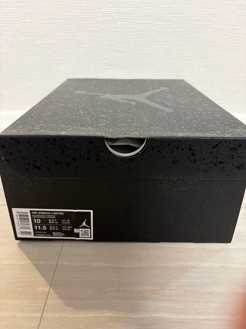 Nike Air Jordan 4 ブラックキャット