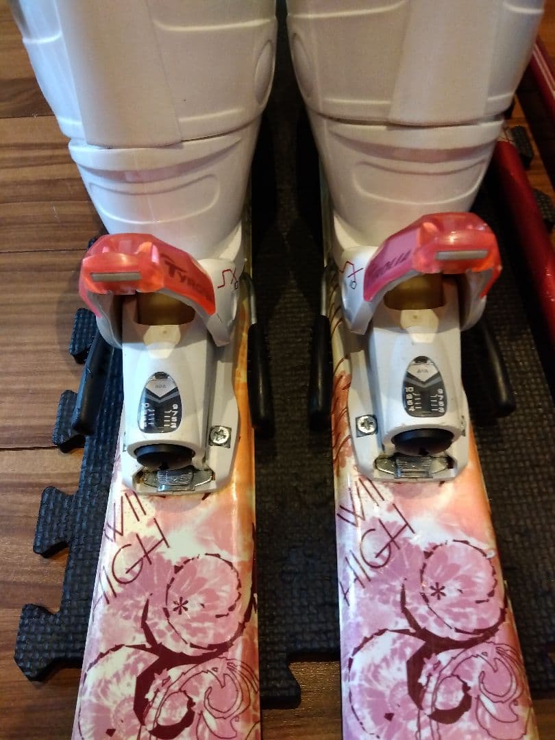 超お買い得‼️KAZAMA/レディース用/スキー３点セット/メンテ・WAX済み✔