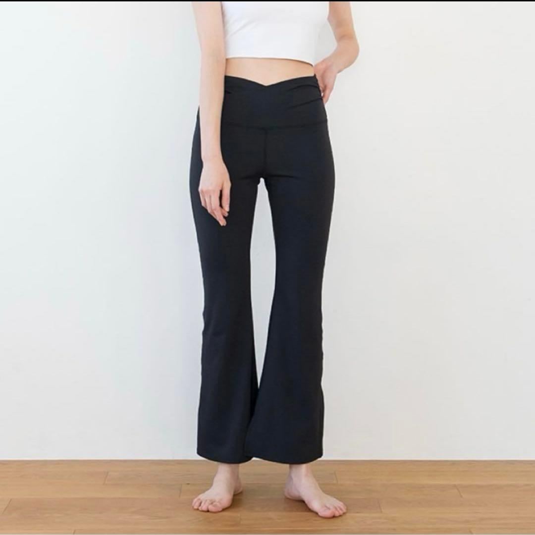 【最終値下❗️SUKALA】ベーシックフレアパンツ　ピラティス　ヨガウェア　S