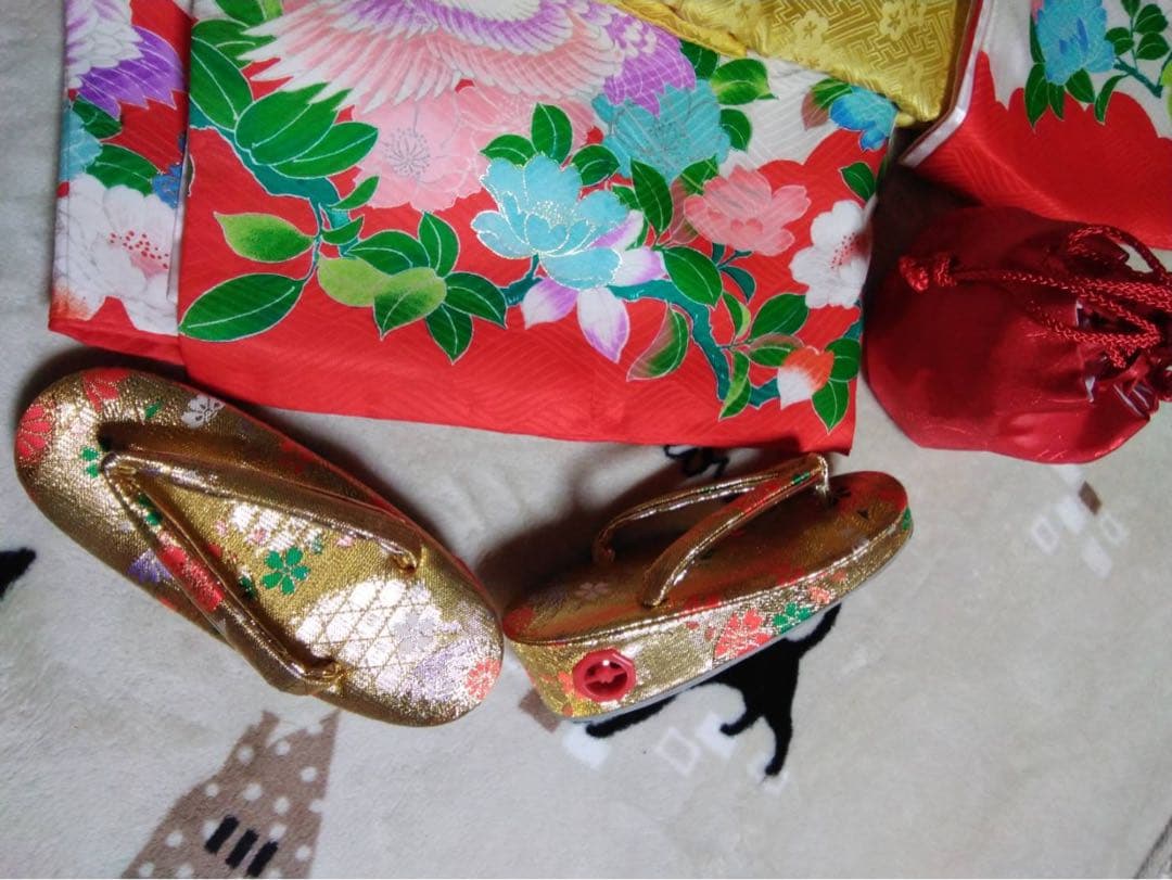 3歳向け・表側正絹のお着物と正絹お被覆のセット