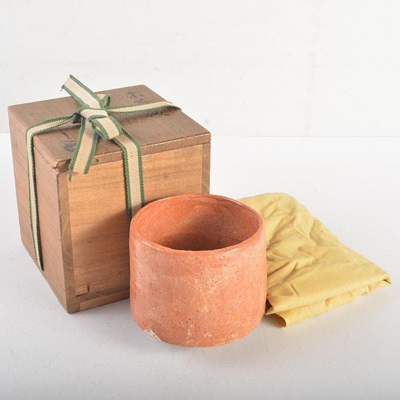 茶道具　九代楽吉左衛門　了入作　赤楽茶碗　共箱　M　R7037