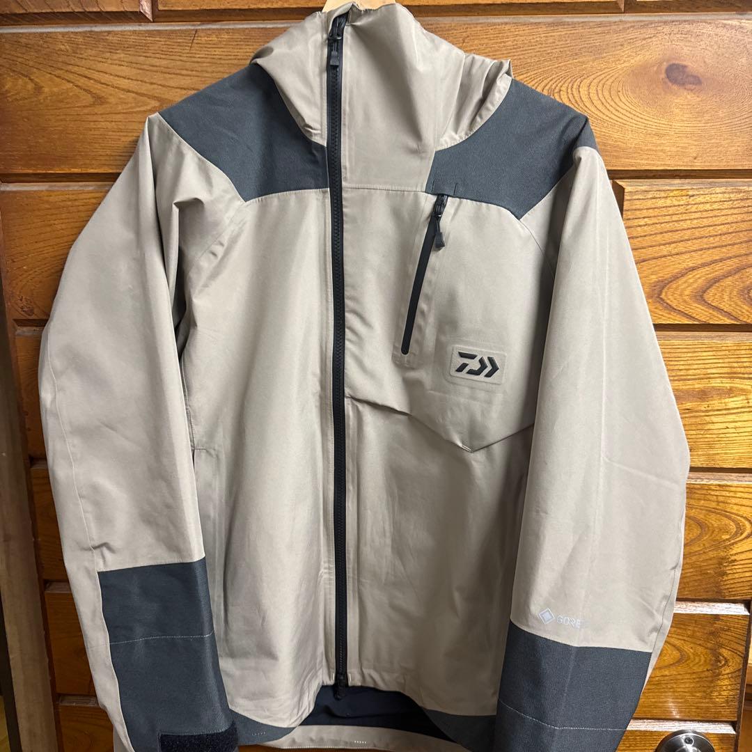 ダイワ GORE-TEX タフレインジャケット　DR-1324J Mサイズ