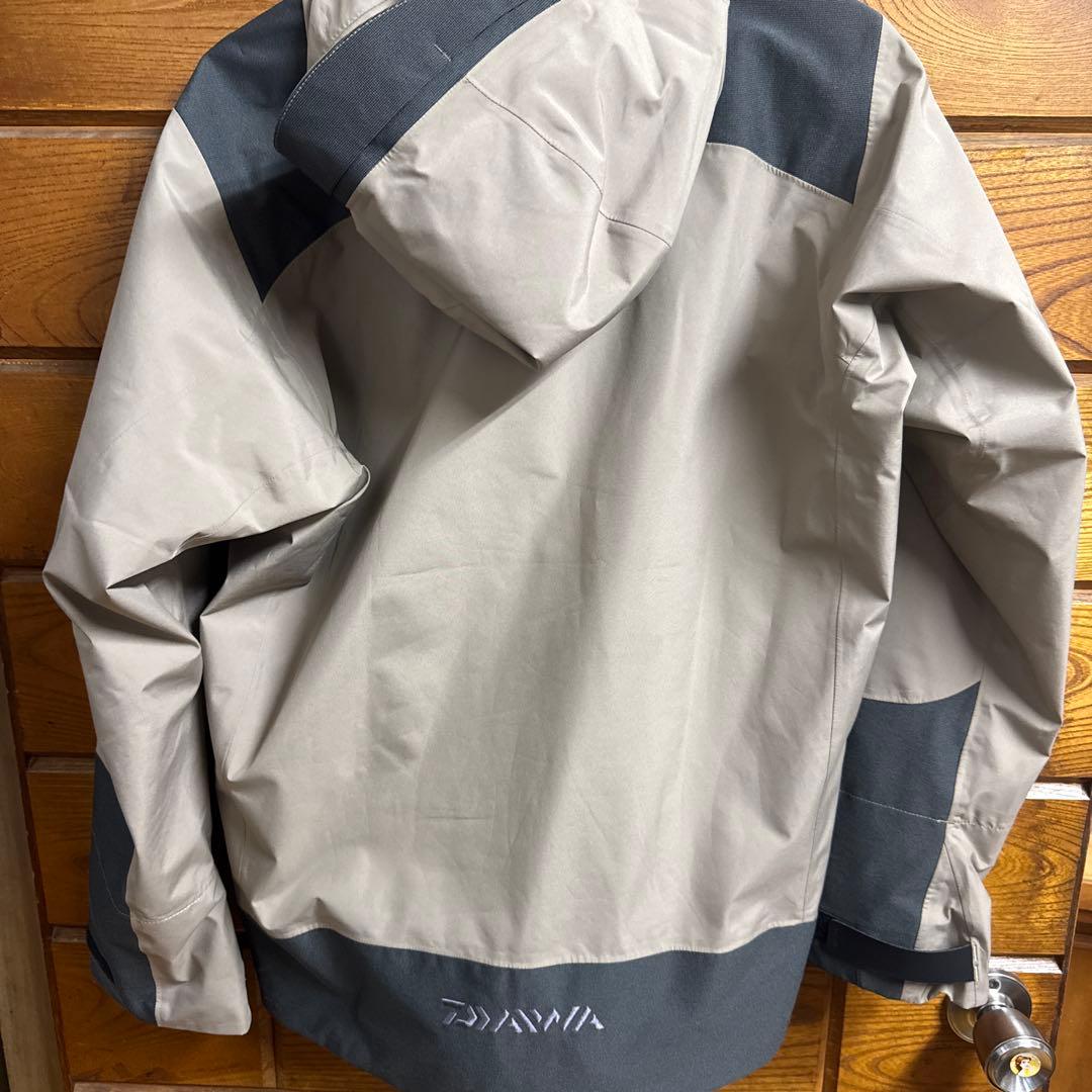 ダイワ GORE-TEX タフレインジャケット　DR-1324J Mサイズ