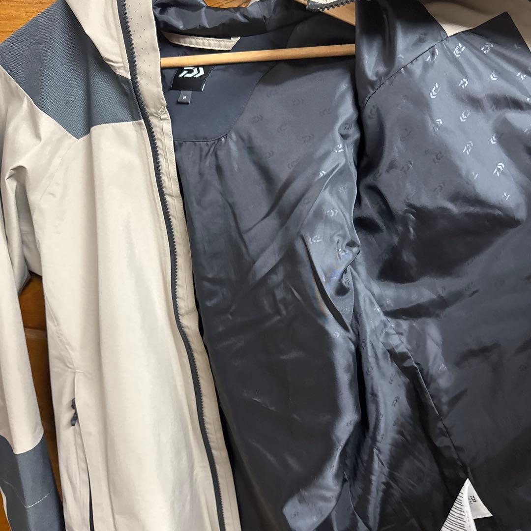 ダイワ GORE-TEX タフレインジャケット　DR-1324J Mサイズ