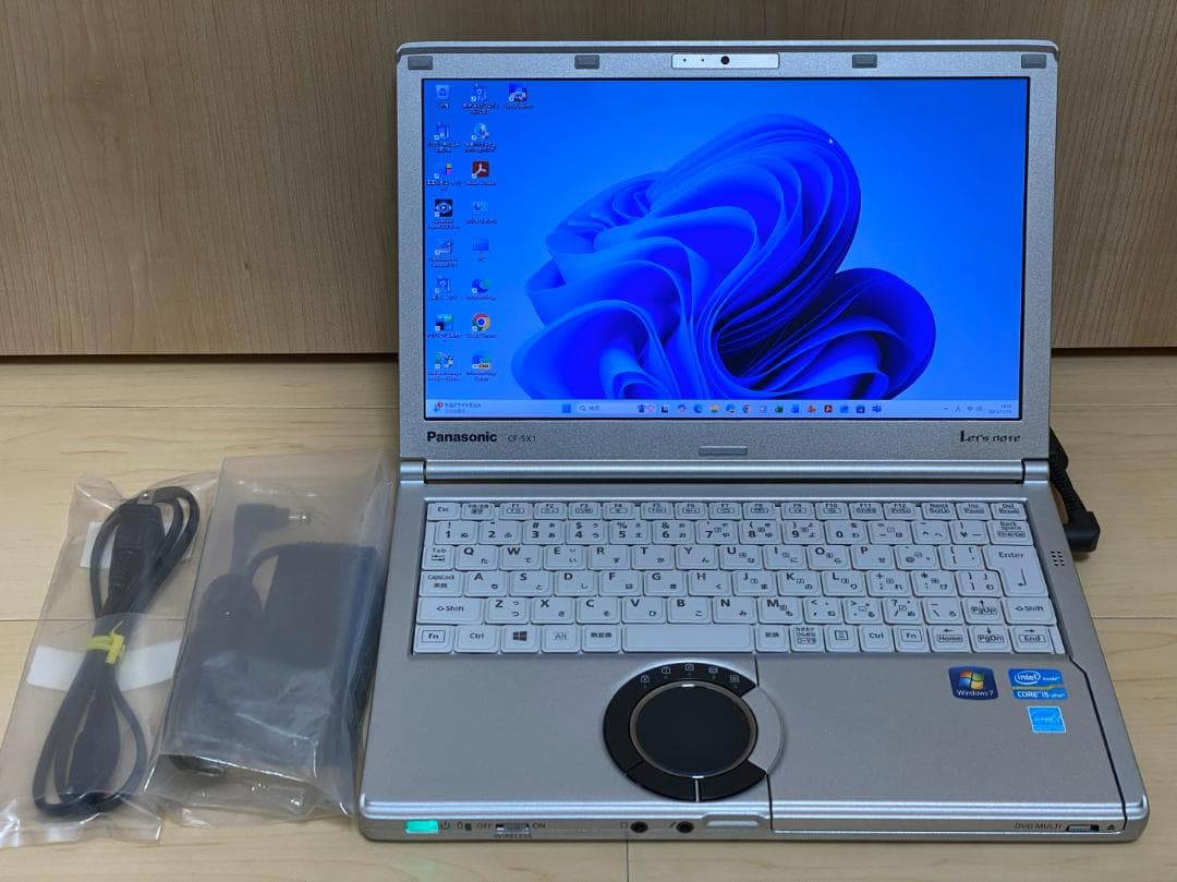 レッツノート！新品SSD256GBRAM8GBDVDOfficeSX1GDHYS