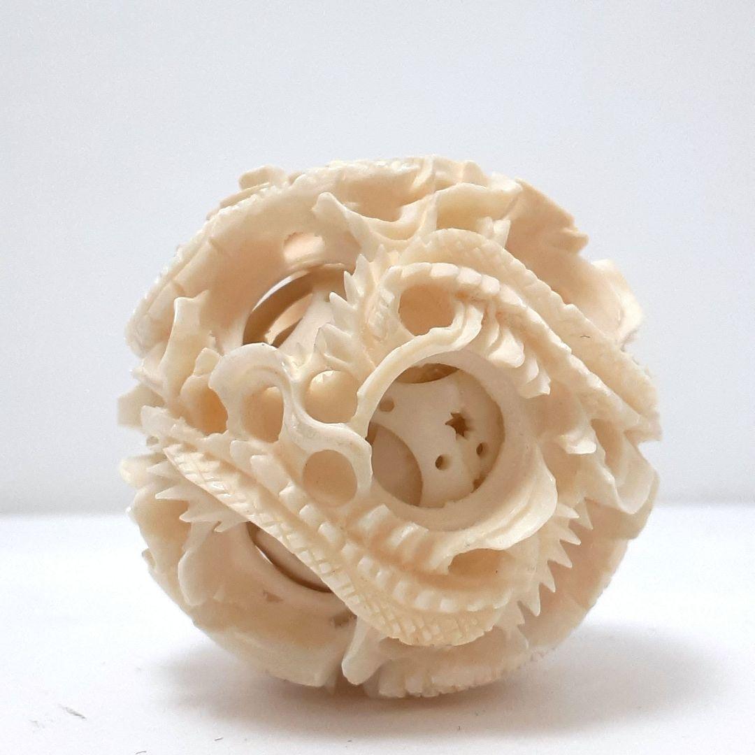 Y1701-12 極上 透かし細工 龍天球置物 総重量55.9 g