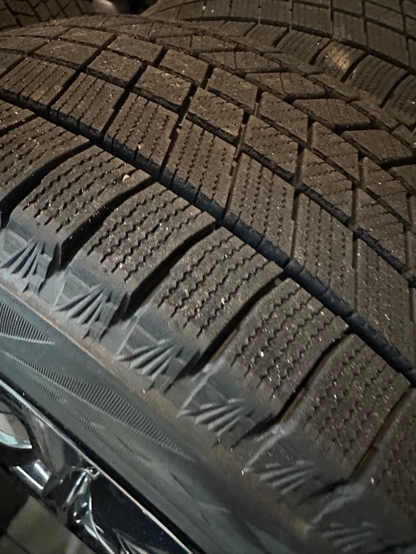 レクサス　ISアルミスタッドレス　4本セット