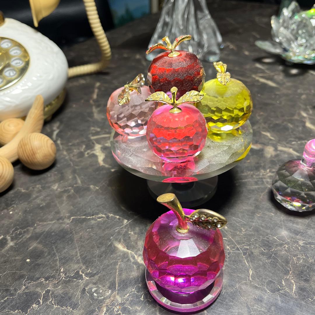 クリスタルリンゴ、スワロフスキーのオブジェ、回転クリスタルテーブル ガラス