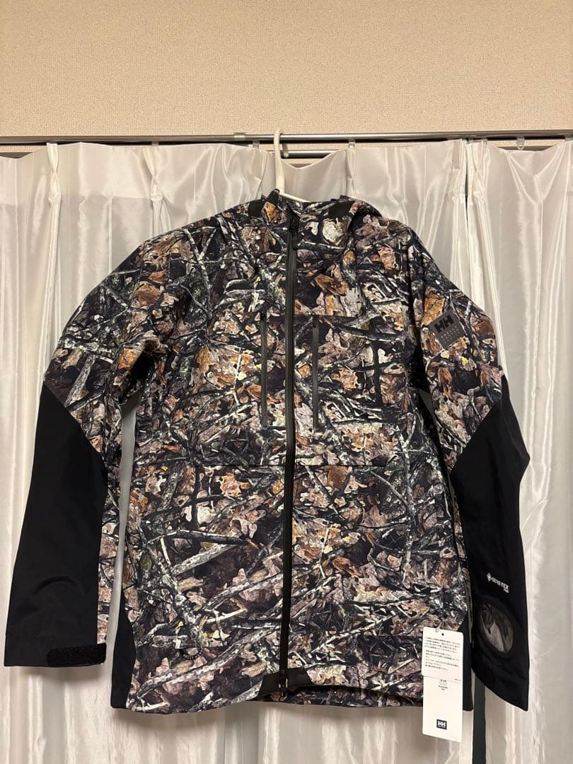 ヘリーハンセン　アトラクターゴアテックスプロジャケット　カモフラージュ　Mサイズ