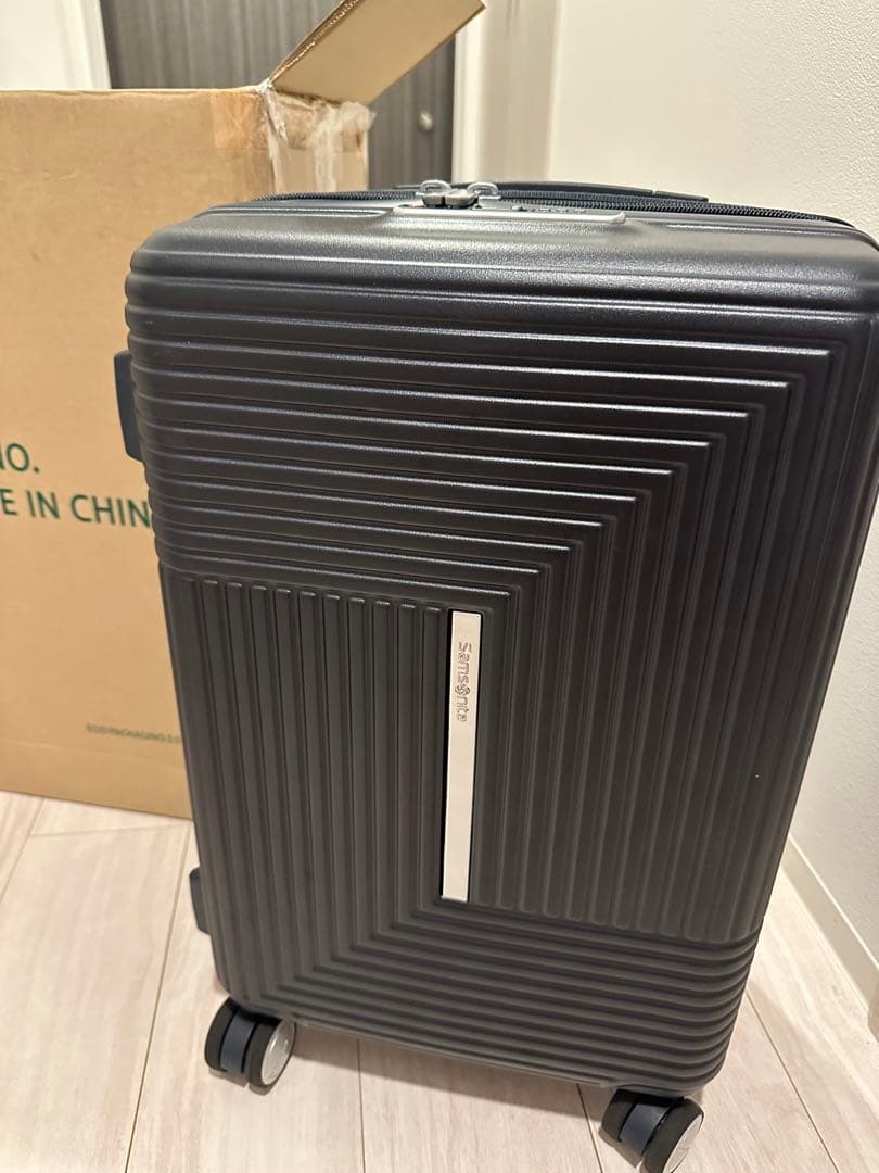 サムソナイト　Samsonite スーツケース　キャリーケース　機内持ち込み