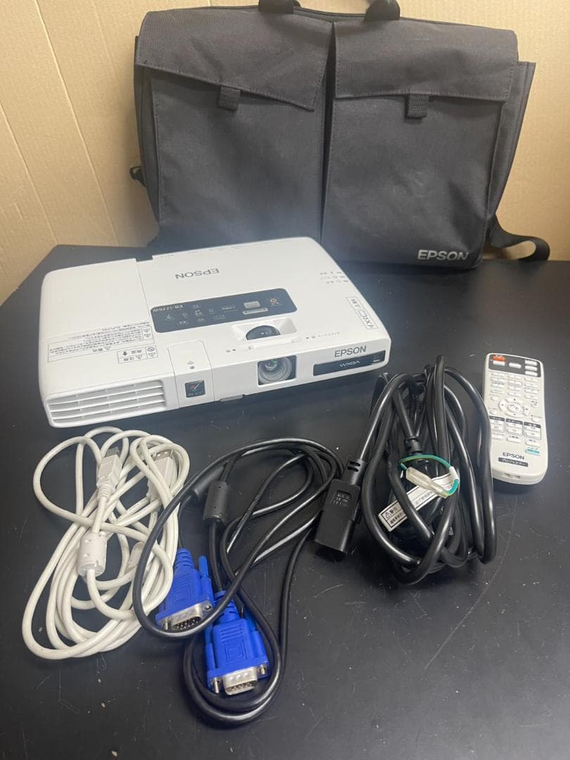 EPSON EB-1776W プロジェクター 121時間