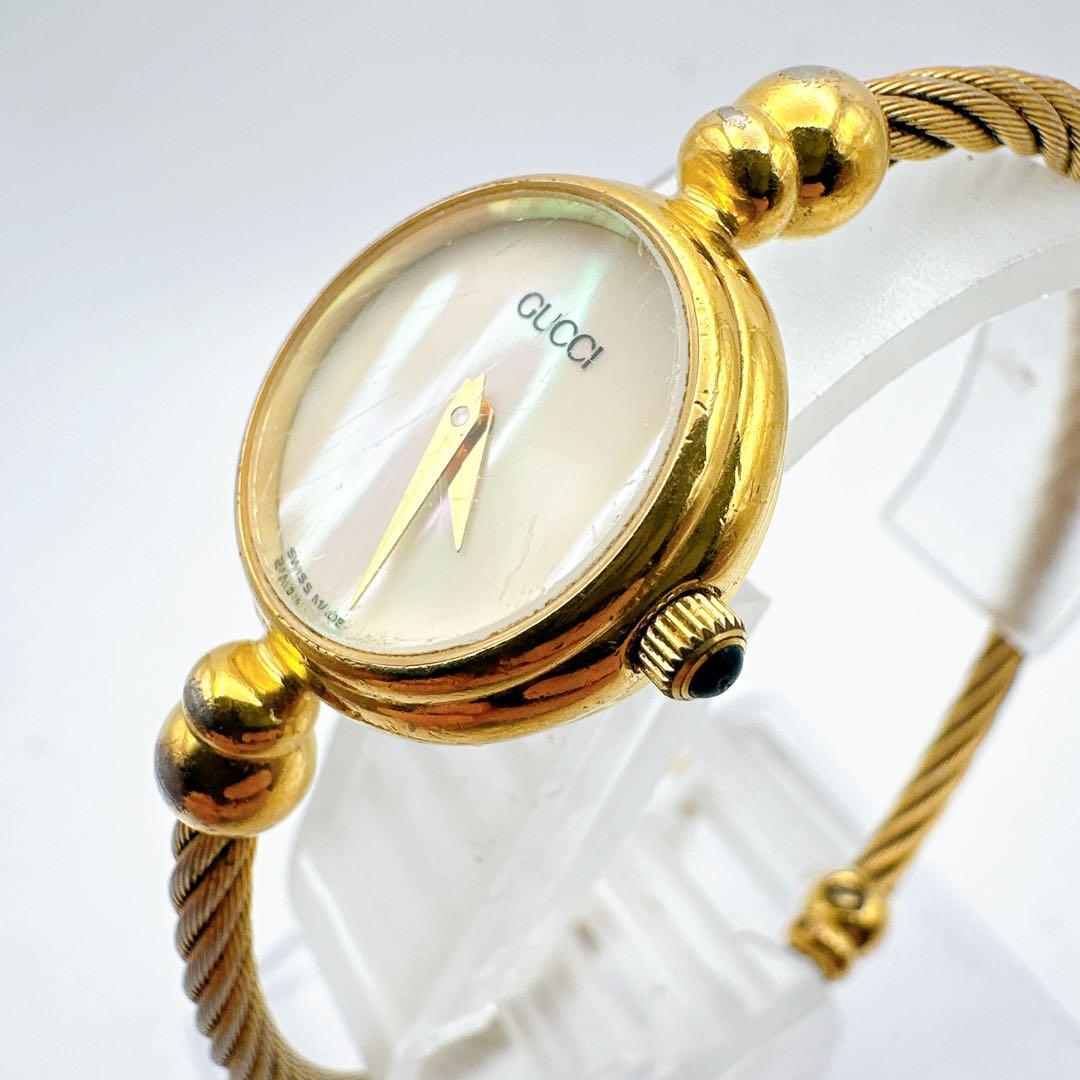 良品 稼動品 GUCCI グッチ レディース腕時計 ゴールド バングル シェル