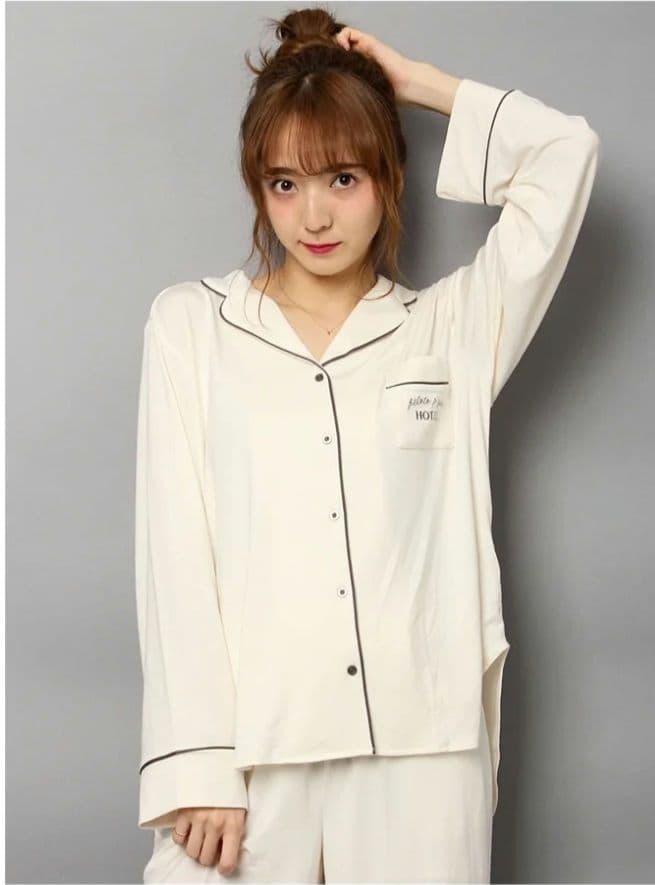 新品タグ付き ジェラートピケ シアバターモダールシャツ&ロングパンツ