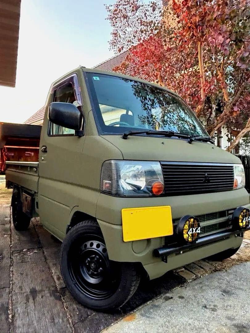 エンジンリフレッシュ済トラキャン5速マニュアル4WD移動販売車キッチンカー軽トラ