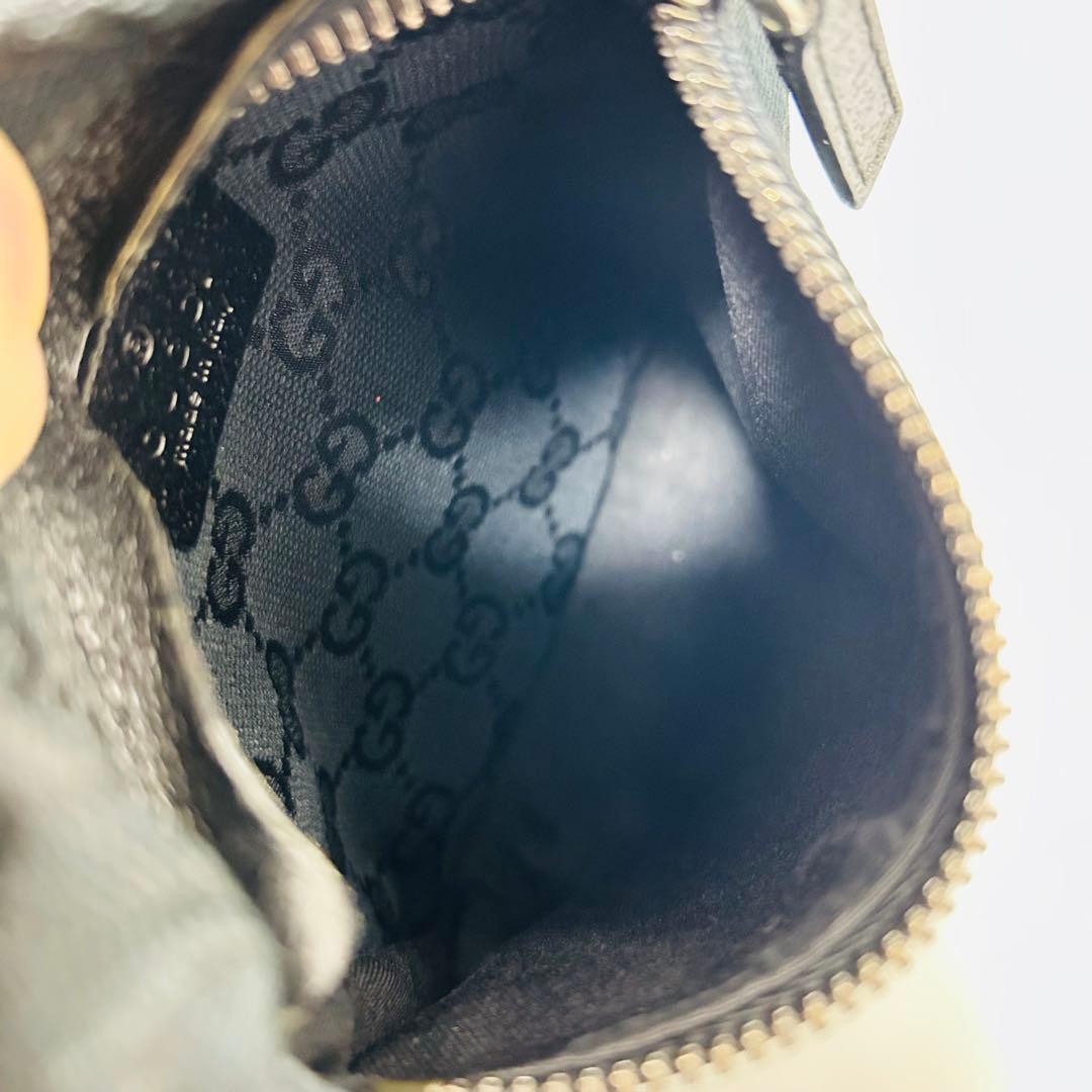 GUCCIグッチ GGキャンバス レザー ボディバッグ ウエストポーチ