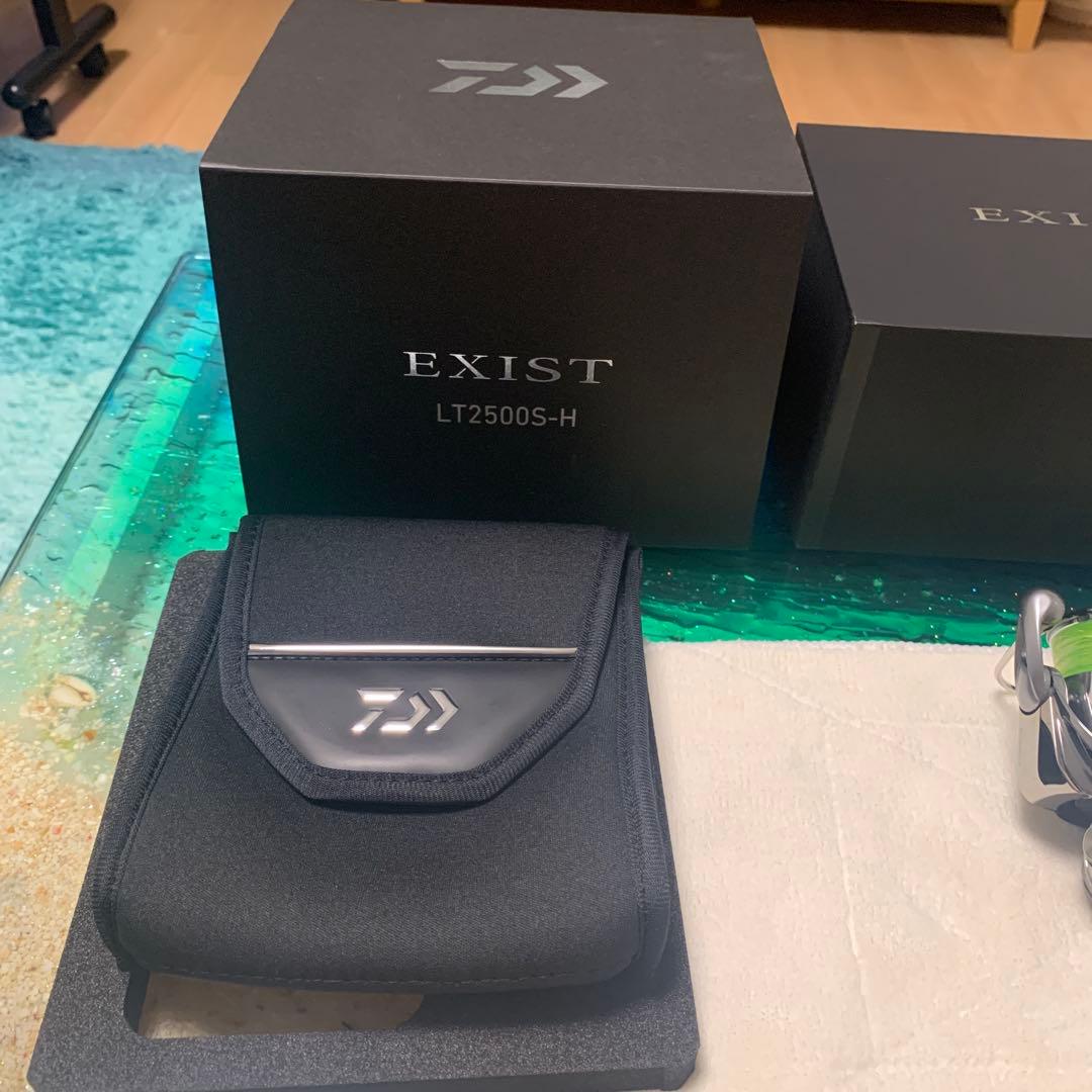 極美品ダイワDAIWA　22EXIST　LT-2500S-H